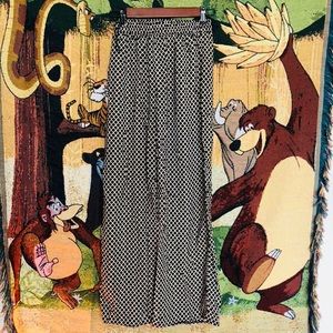 Awesome flare pants 🤩